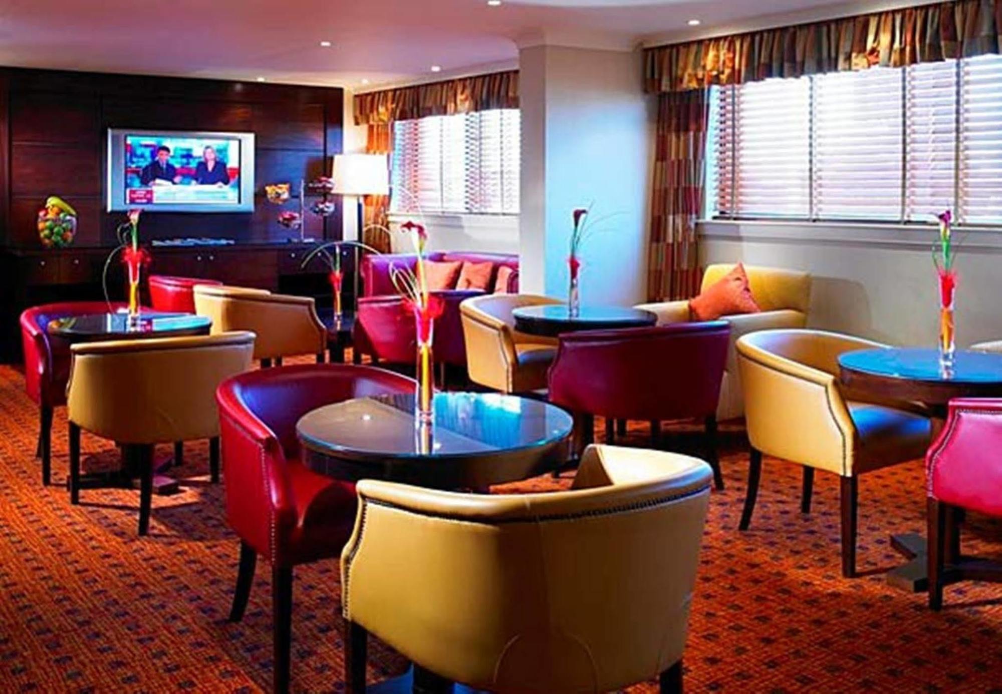 Cardiff Marriott Hotel Restaurant photo